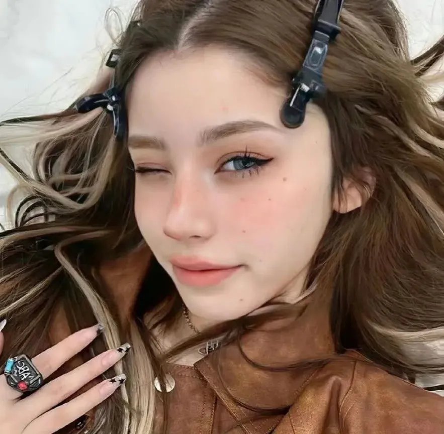 少女救地球
